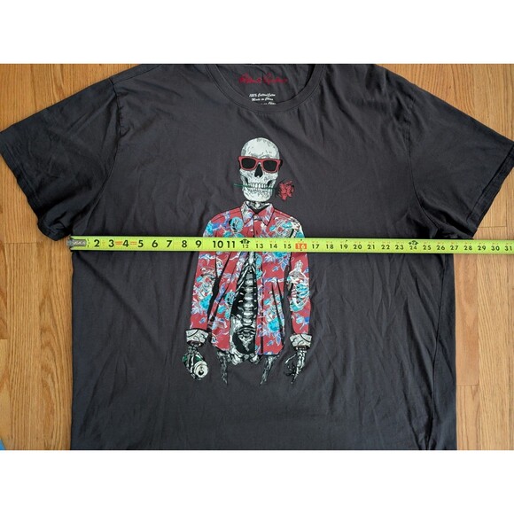 Robert Graham Running on Empty Graphic Tee Shirt Charcoal Men 3XL Skull Skeleton - Picture 8 of 9
